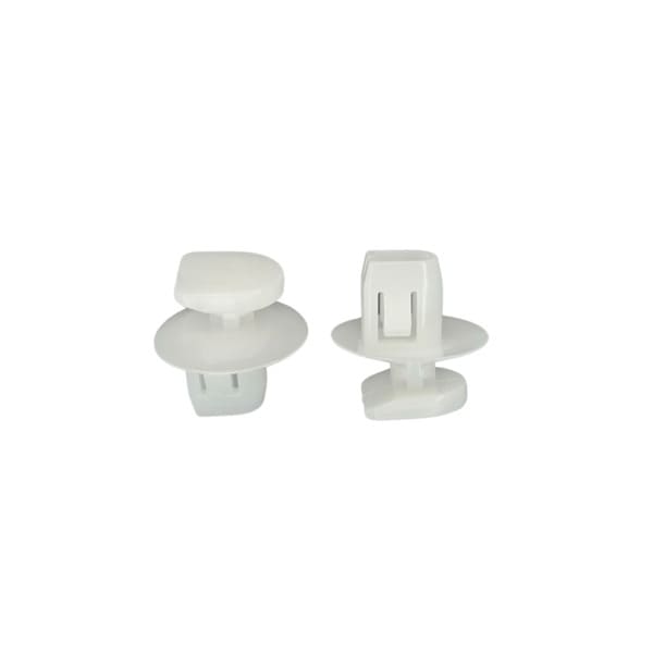 BAS00439-  Nissan / Infiniti Tail Light Clip (15079PK)