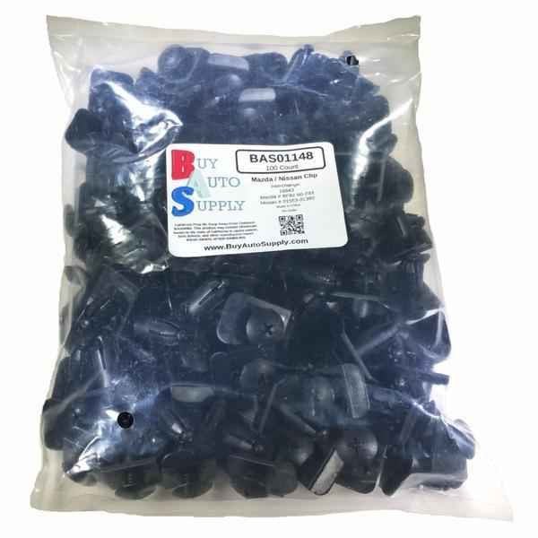 Large Bag of 100 Mazda / Nissan Trim Retainer Clips